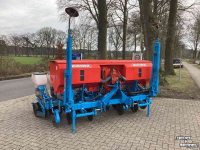 Vegetable- / Precision-seed drill Monosem NG plus 4-6R Maiszaaimachine