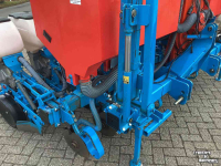 Vegetable- / Precision-seed drill Monosem NG plus 4-6R Maiszaaimachine