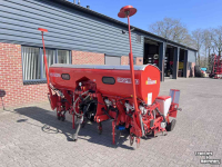 Seed drill Gaspardo mais zaaimachine