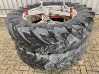 Wheels, Tyres, Rims & Dual spacers Michelin 16.9R38 dubbellucht 5 ster