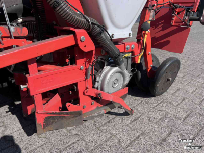 Seed drill Gaspardo mais zaaimachine