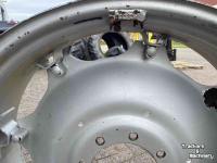 Wheels, Tyres, Rims & Dual spacers Case-IH set velgen 12w x 38 verstelbaar, ZF 8 gaats