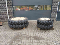 Wheels, Tyres, Rims & Dual spacers Zetor Cultuurwielen 12.4 R28  12.4 R 46   (320/95 R28 320/95 R46)  ZF Steek