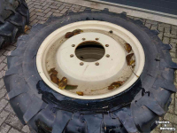 Wheels, Tyres, Rims & Dual spacers Zetor Cultuurwielen 12.4 R28  12.4 R 46   (320/95 R28 320/95 R46)  ZF Steek
