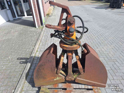 Clamshell buckets  Schalenknijper / grondknijper / knijpbak