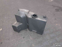 Diverse used spare-parts Massey Ferguson Hydrauliektank 7600-serie