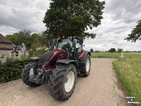 Tractor Valtra N174 Versu