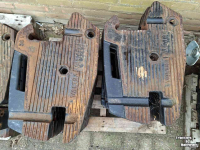 Frontweights Valtra gewichten 50kg 12 stuks