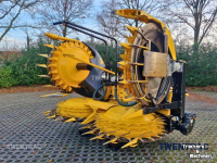 Cornhead New Holland 600 BFI