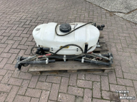 Diverse used spare-parts  Spuittank met Spuitboom