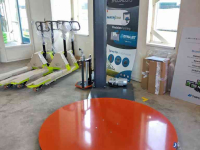 Other transport and industrial equipment and accessories Matco pallet wikkelmachine T30