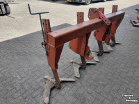 Deep subsoiler Kuhn DC 300 Voorzetwoeler