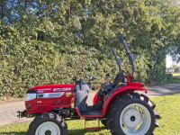 Tractor Mitsubishi MTU26