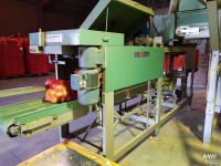 Other conveying equipment and accessories Pro-Pak BSM-1 rolverpakker links onbekend / unknown rolverpakker roll stock bagger raschelsack verpackung netzmaschine