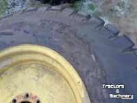 Wheels, Tyres, Rims & Dual spacers Titan 18,4-26 GAZONBAND