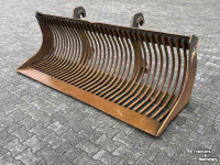 Skeleton buckets Hekamp Puinriek shovel 250 cm breed Volvo ophanging