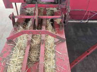 Balers International 440 balenpers pers