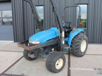 Horticultural Tractors New Holland TC25D (Shibaura ST324H) hydrostaat minitrekker tractor met voorlader frontlader