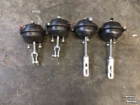 Diverse new spare-parts  Luchtbooster