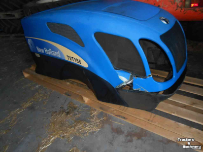 Used parts for tractors New Holland TVT 155