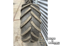 Wheels, Tyres, Rims & Dual spacers Michelin Set Michelin Banden 540/65R34 & 440/65R24 Vaste Velgen