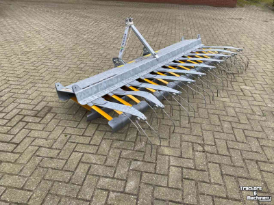 Pasture harrow Joskin BF300R4S2