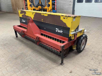 Overseeder Vredo DZ 2.5 meter doorzaaimachine