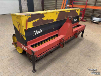 Overseeder Vredo DZ 2.5 meter doorzaaimachine