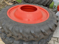 Wheels, Tyres, Rims & Dual spacers Alliance 270/95r36 Op velg