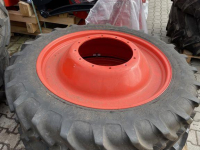 Wheels, Tyres, Rims & Dual spacers Alliance 270/95r36 Op velg