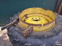 Wheels, Tyres, Rims & Dual spacers Good Year 18.4R38 dubbellucht dubbele montage kuilbanden kuilwielen dubbelwiel dubbelband dubbelset m