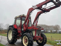 Tractor Case-IH IH 845 XL met voorlader MARGE