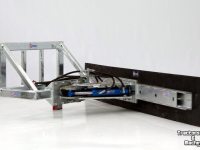 Rubber yard scraper Qmac 240 HYDR SCHUIN FUCHS BORD