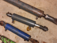 Diverse used spare-parts  Onbekend HYDRAULIEKCILINDERS