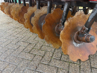 Disc harrow Evers Salerno schijveneg 4 Meter - Grote buizenrol