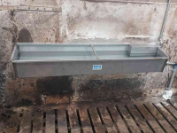 Other livestock equipment and accessories Suevia Suevia compact drinkbak, 200 cm