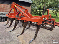 Deep subsoiler Evers Forest LE9R62 diepwoeler cultivator