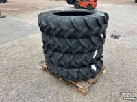Wheels, Tyres, Rims & Dual spacers Vredestein 280/85R28 nieuw uit voorraad leverbaar