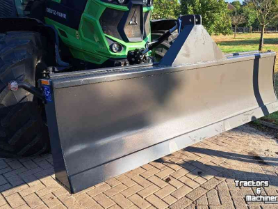 3-point scraper blade  Frontschuif