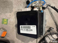 GPS steering systems and attachments  Tietjen Luchtrem PTG 2 Elektronische Aansturing