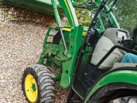 Front-end loader John Deere 320R Frontlader