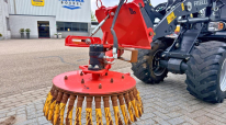  Onkruidborstel Giant aansluiting