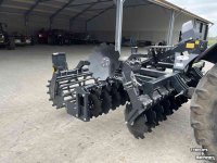 Disc harrow  Agroland titanium 300