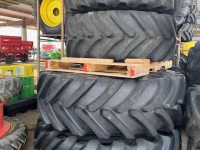 Wheels, Tyres, Rims & Dual spacers Bridgestone 650/85R38 + 600/70R28 VT
