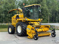 Forage-harvester New Holland FX 58 Hakselaar Airco Caterpillar 40 KM