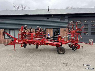 Tedder Lely Lotus 1325