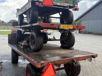 Agricultural wagon  Landbouw wagens 3 stuks met kenteken.