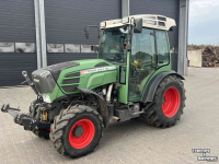Tractor Fendt 208 v