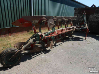 Ploughs Kverneland 4+1 schaar vario ploeg