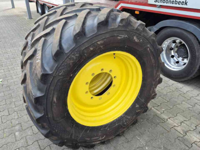 Wheels, Tyres, Rims & Dual spacers Alliance 480/70R30 AgriStar II 21mm op JOHN DEERE velg